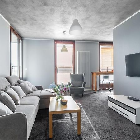 ורשה Kolejowa 45A P&O Corporate Accommodation מראה חיצוני תמונה