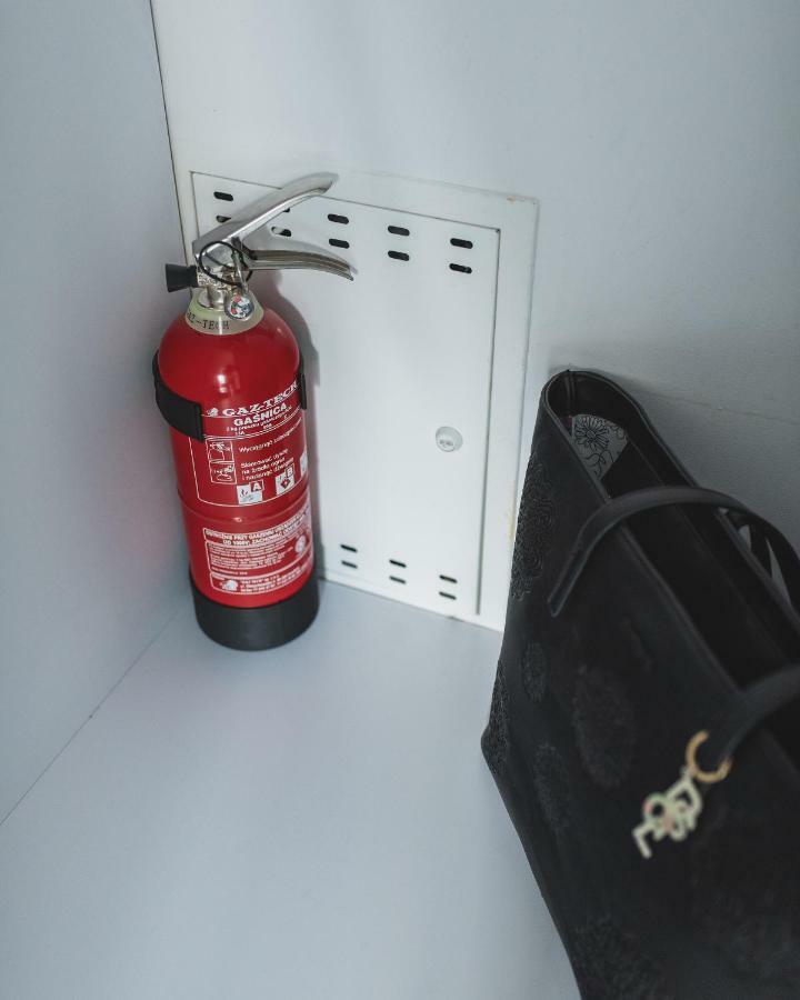 ורשה Kolejowa 45A P&O Corporate Accommodation מראה חיצוני תמונה